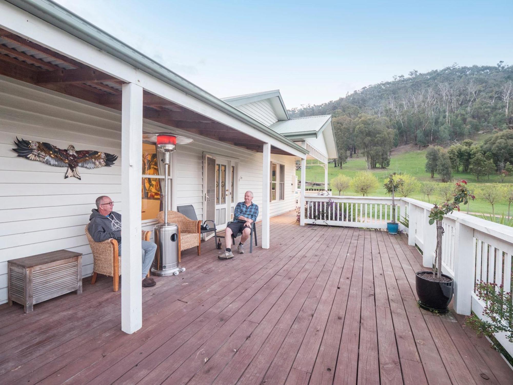 Halls On Falls Homestead Strath Creek Exterior foto